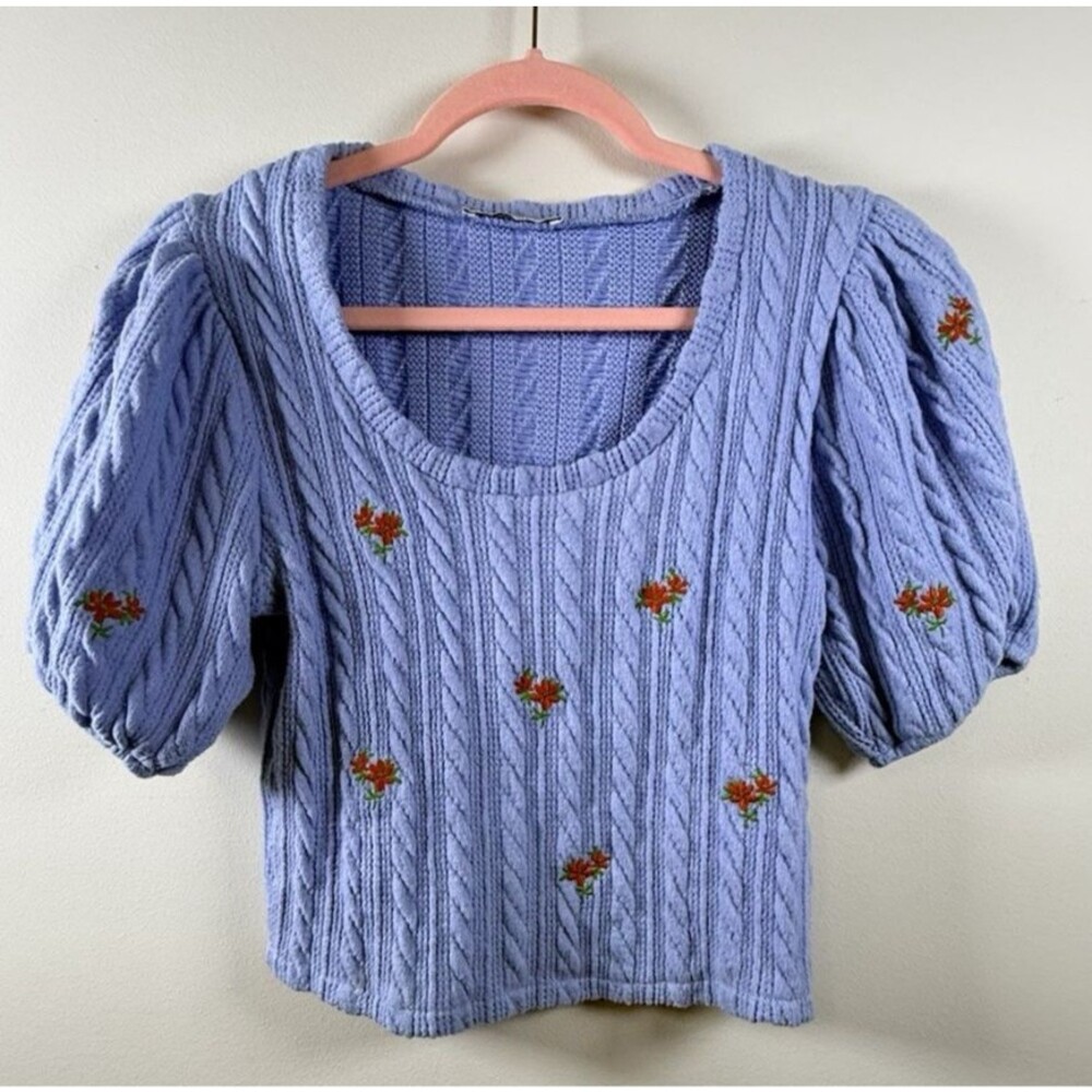 ZARA Blue Cable-Knit Crew Neck Puff Short Sleeve Floral Sweater - Medium